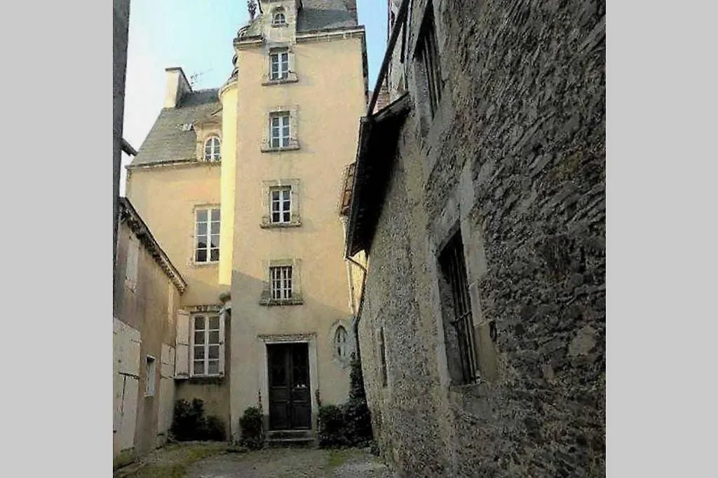 Charmant Duplex Centre Historique Vitre 0*, Vitré
